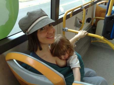 Allattare in autobus