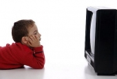 Quanto tempo davanti a tv e videogiochi?