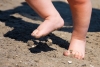 piedi nudi sulla sabbia